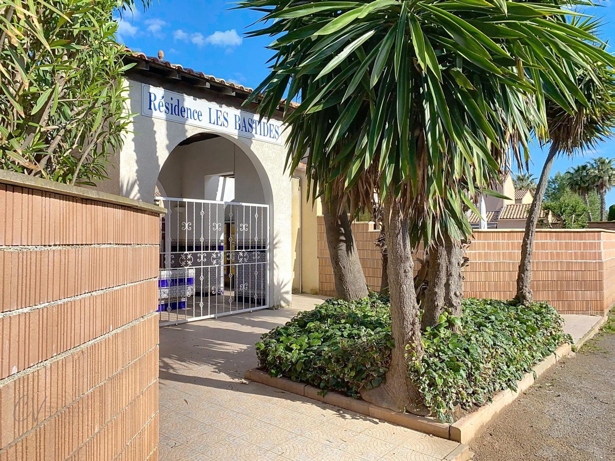 Petit Coin De Paradis Dans Residence Avec Piscine Vias Εξωτερικό φωτογραφία
