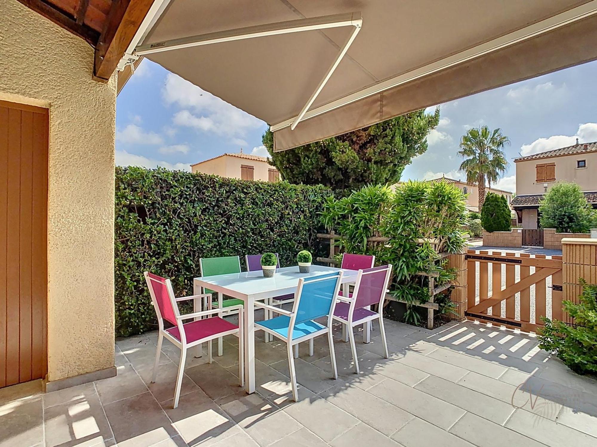 Petit Coin De Paradis Dans Residence Avec Piscine Vias Εξωτερικό φωτογραφία
