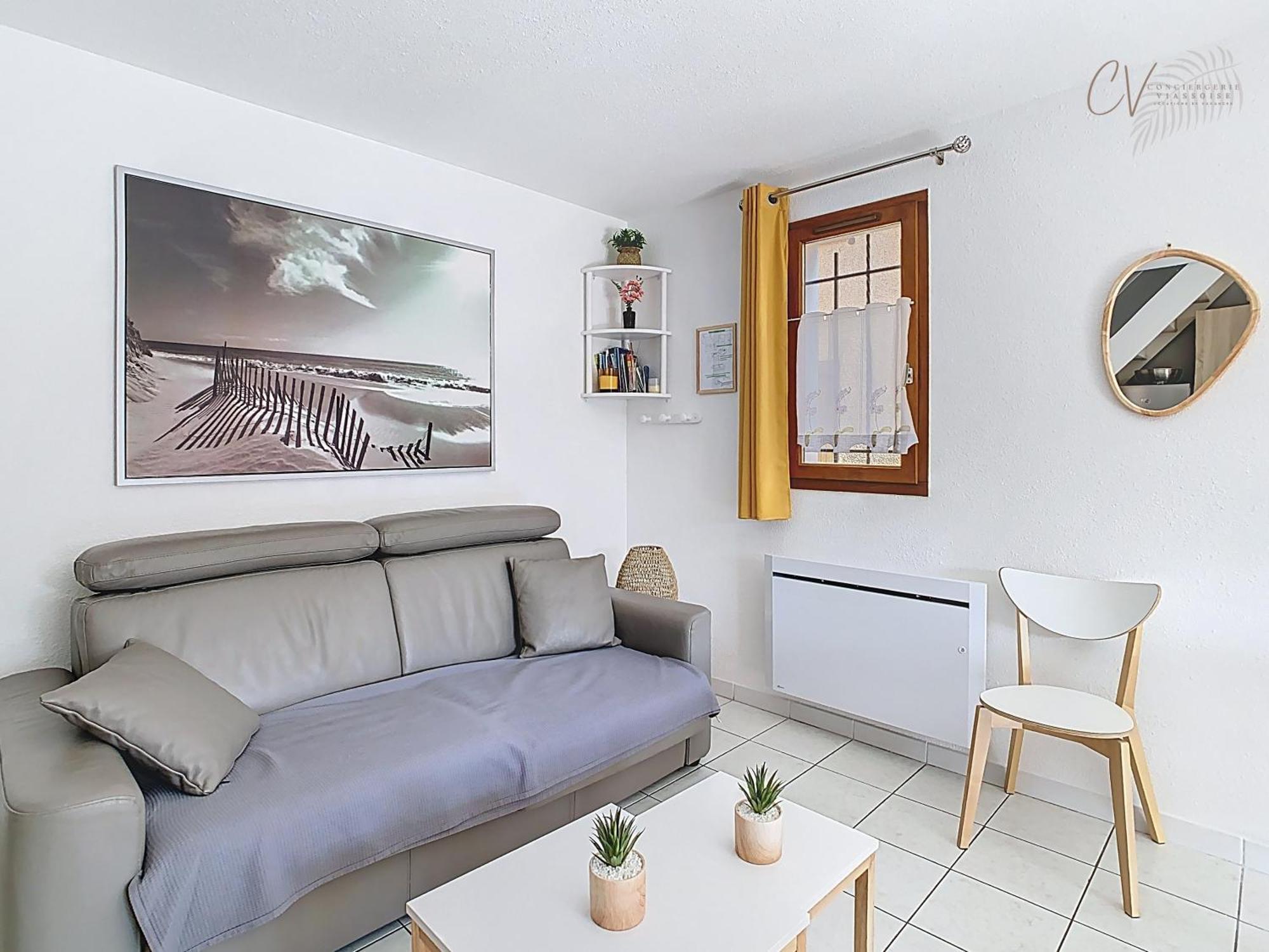 Petit Coin De Paradis Dans Residence Avec Piscine Vias Εξωτερικό φωτογραφία